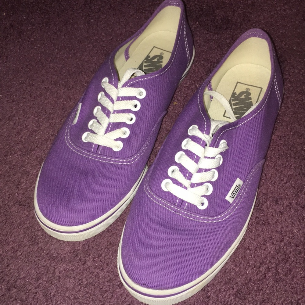 Purple Vans off the wall UNISEX